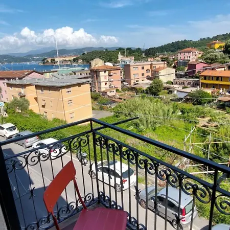 Apartament Moderno Vista Mare, Con Parcheggio Privato
