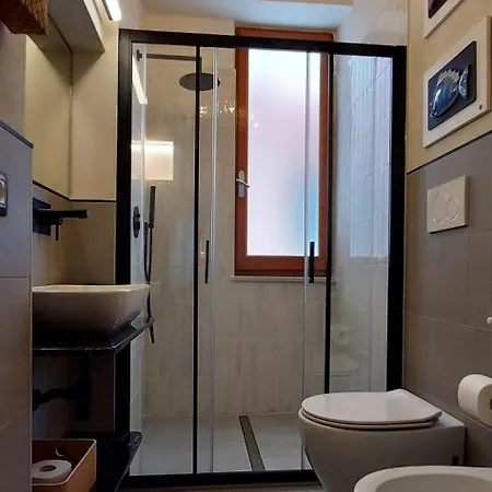 Moderno Vista Mare, Con Parcheggio Privato