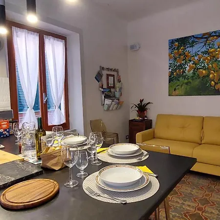 Apartament Moderno Vista Mare, Con Parcheggio Privato *