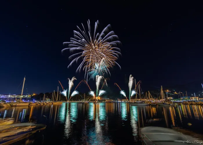 Moderno Vista Mare, Con Parcheggio Privato Lejlighed Porto Venere