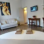 Moderno Vista Mare, Con Parcheggio Privato Apartament *