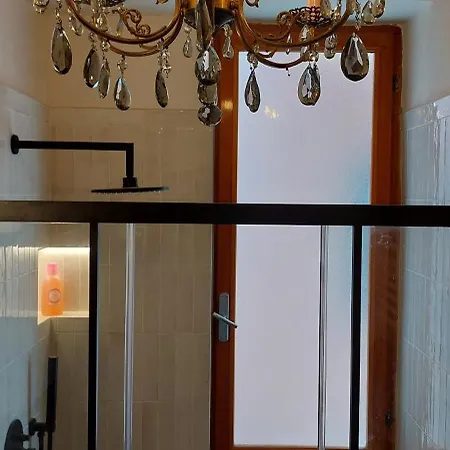 Appartamento Moderno Vista Mare, Con Parcheggio Privato *