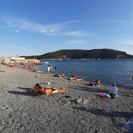 Moderno Vista Mare, Con Parcheggio Privato Apartman Portovenere