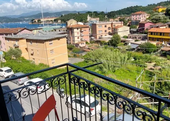 Apartman Moderno Vista Mare, Con Parcheggio Privato